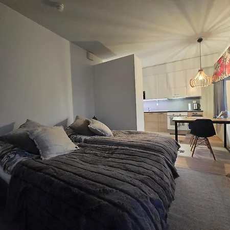 Arctic Base アパート